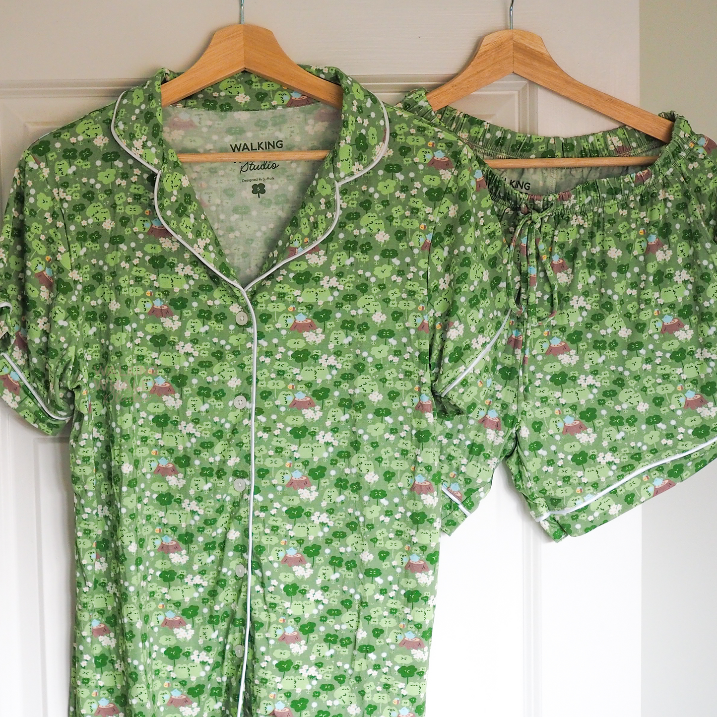 Bamboo Pyjama Set in Frog & Clover